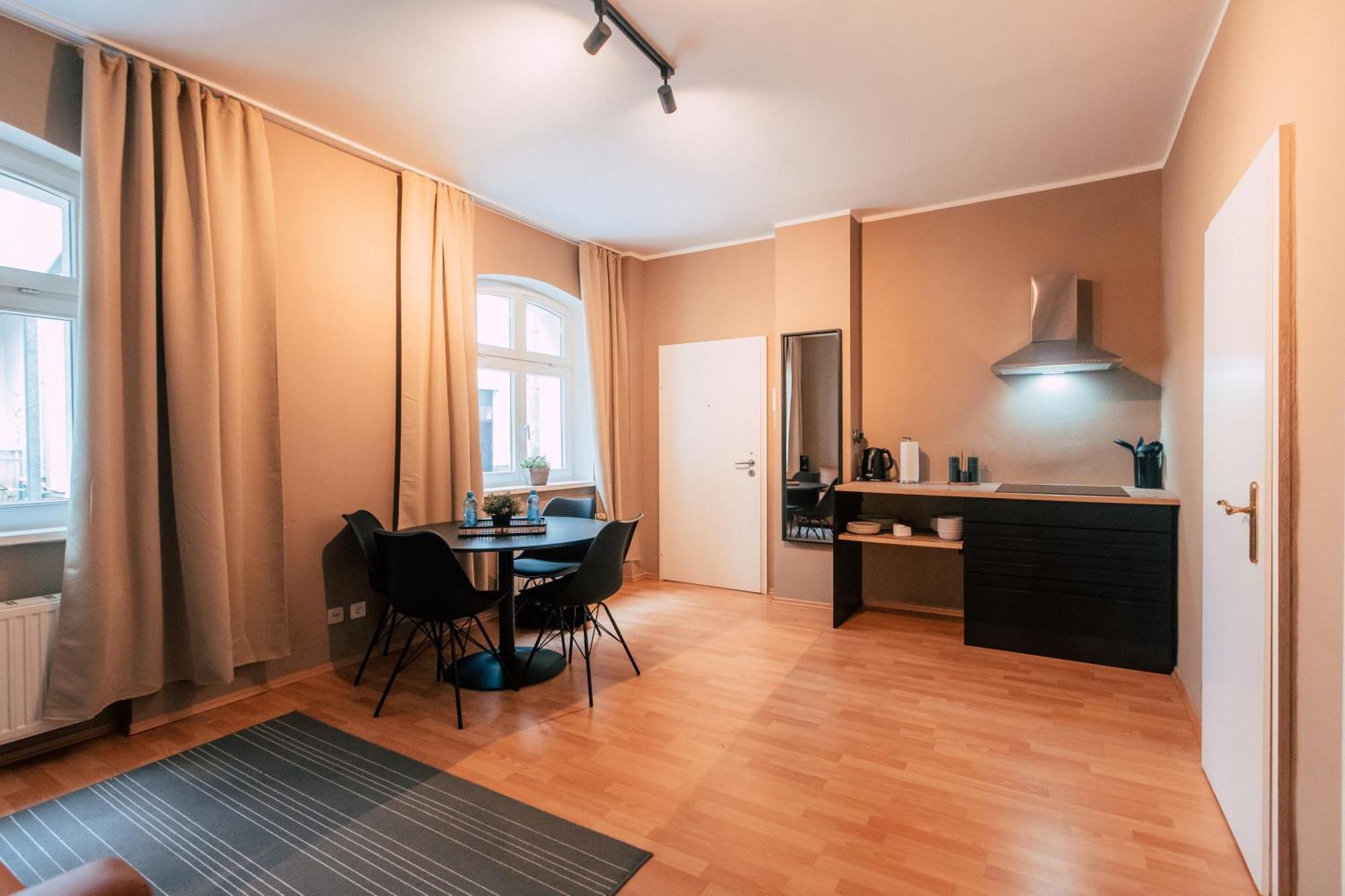 Luga Homes - Chausseehaus Lipsko Exteriér fotografie